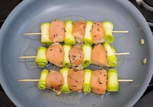 Куриные шашлычки с кабачками. 06