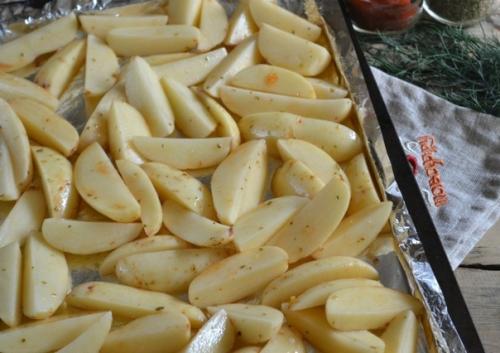 Картошечка по - деревенски, запеченная в духовке. 03