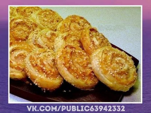 Очень ароматно.  Куриные рулетики.