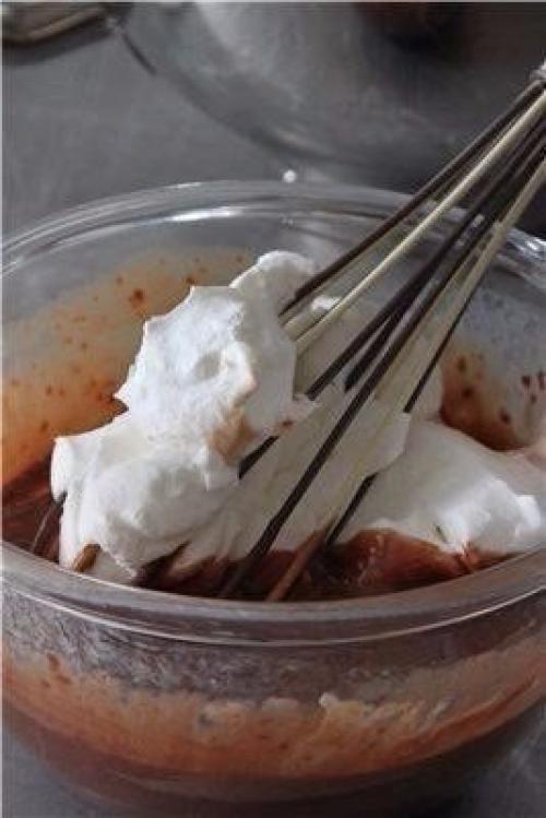 Вкусный тортик.  Ингредиенты (на форму диаметром 20 см: 01