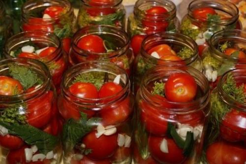 6 испытанных и вкуснейших способов заготовки помидоров.