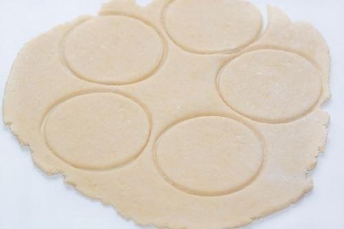 Сырное печенье. Ингредиенты: 02 Сырное печенье. Ингредиенты: 02