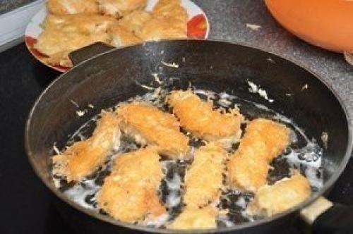 Самостоятельно приготовленные куриные наггетсы - не обязательно какой-нибудь вредный Фаст - фуд. 05