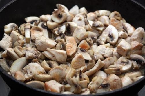 Курица с грибами в сливочном соусе. 05