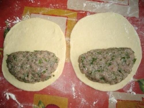 Чебуреки домашние.  Это самый простой и вкусный рецепт чебуреков, который я когда-либо пробовала! 02