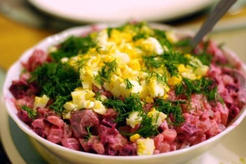 Шведский селедочный салат.

