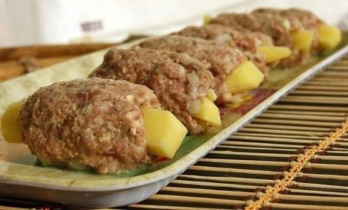 Котлетки Экономные.  Ингредиенты: 01