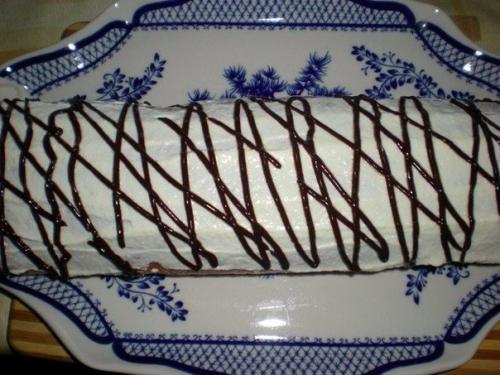 Рулет банановый с творогом. 06