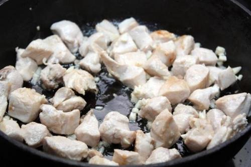 Курица с грибами в сливочном соусе. 04