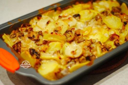 Картофель с шампиньонами в СМЕТАНЕ.