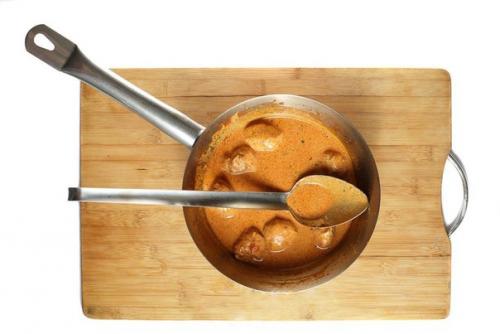 Мур ханди - курица, тушенная со специями, томатами и сливками. 03