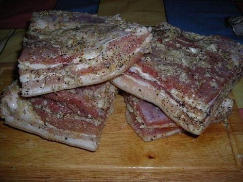 Свиная грудинка (в пакетах).