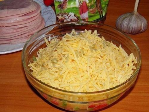 Ветчинные рулетики с сыром. 03