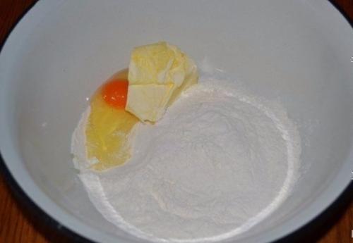 Творожный пирог с вишневым соусом. 01