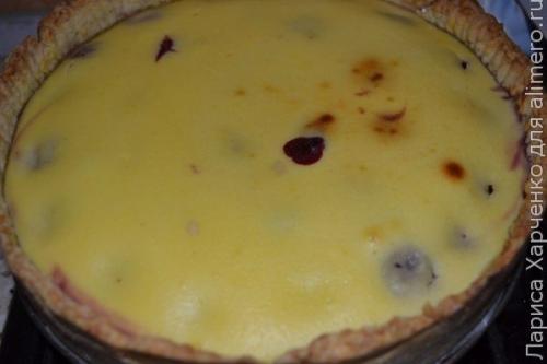 Творожный пирог с вишневым соусом. 06