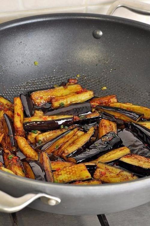 Баклажаны в остром чесночном соусе, по-китайски. 04