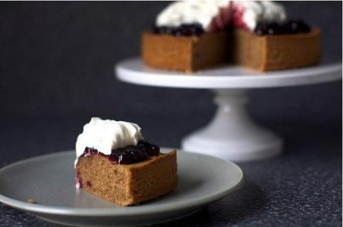 Пирог из грецких орехов с джемом? 08