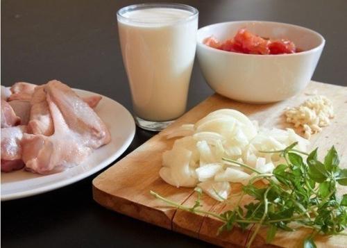 Курица в томатно - сливочном соусе. 01