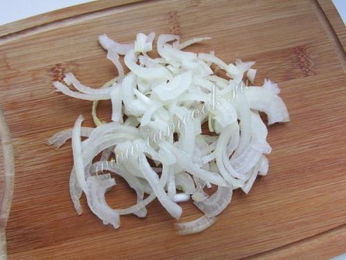 Солянка с колбасой и курицей. 04