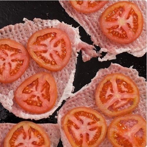 Мясо по-купечески с грибами.

