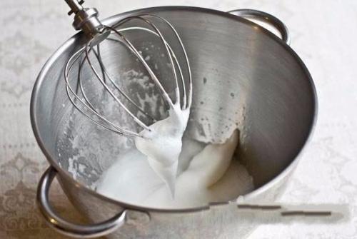 Черничные макарон.  Ингредиенты: 05