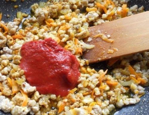 Спагетти с фаршем и томатной пастой? 03