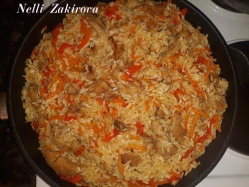 Ароматный рис со свининой и овощами. 01