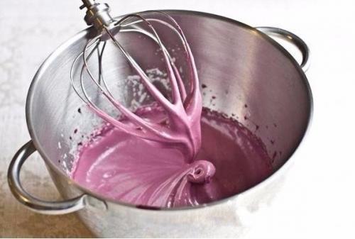 Черничные макарон.  Ингредиенты: 06