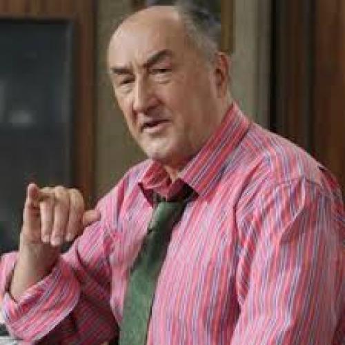 Мне кажется, что с этим годом что-то не так.