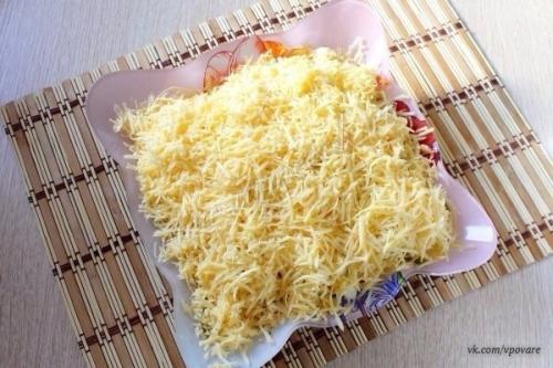 Салат Охотничий.  Ингредиенты: 06