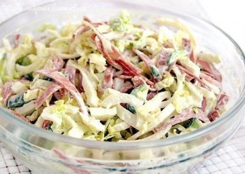 Салат вкусняшка.  Ингредиенты: