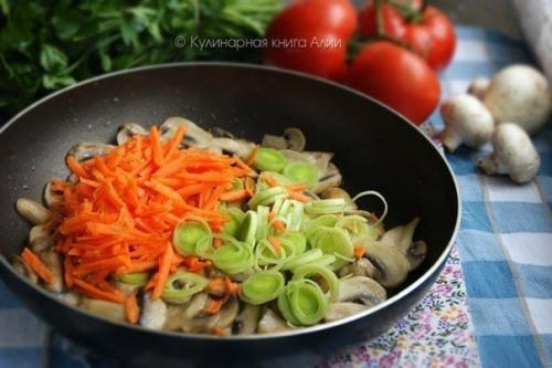 Гречневый суп с грибами и картофельными клёцками. 03