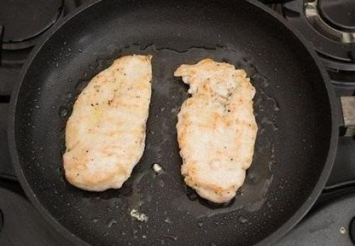 Салат Цезарь с курицей. 03