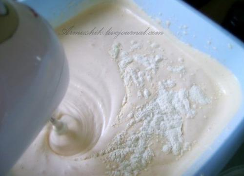 Высокий, нежный бисквит для торта (без духовки. 04