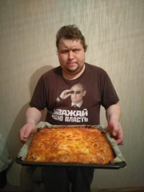 Творог с сыром и помидорами.  на 100 гр 117.  36 ккал Б/Ж/У 10. 15/7. 03