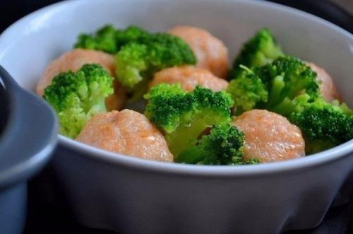 Рыбные фрикадельки в сливочном соусе. 06