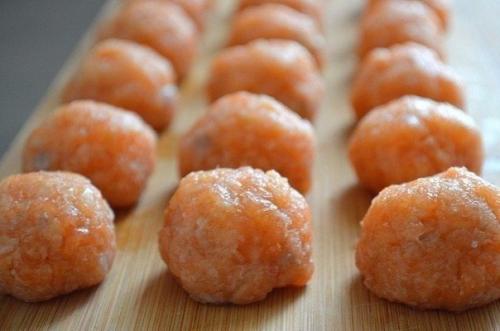 Рыбные фрикадельки в сливочном соусе. 03