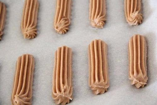 Шоколадные эклеры. Ингредиенты: 05