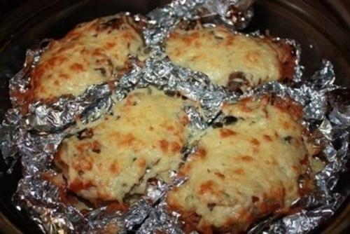 Мясо в фольге с грибами и помидорами? 04