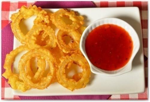 Луковые колечки.  Ингредиенты: