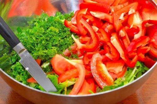 Салат с мидиями. 07