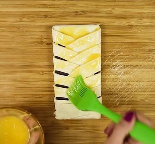 Моментальный пирог с шоколадом, который сделает даже ребенок. 05