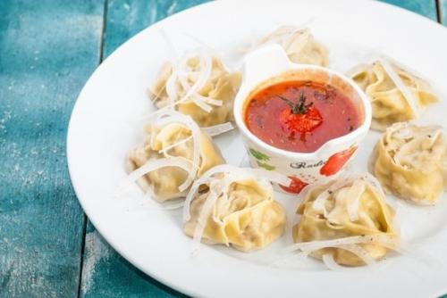 Манты.  Ингредиенты:   Тесто: 09