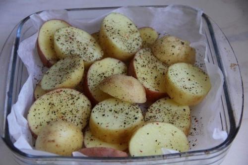 Картошечка по-деревенски с красной рыбкой? 01