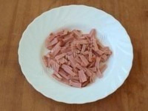 Салат Радуга.  Ингредиенты: 06