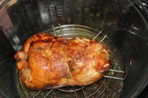 Праздничная фаршированная курица без костей. 04