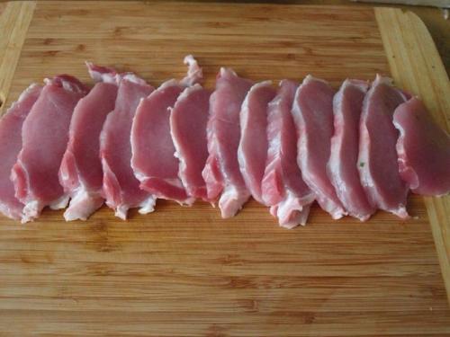 Аппетитная свинина по-румынски.