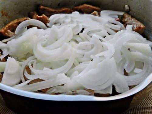 Мясо тушеное со сметаной. 02