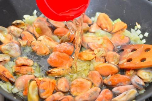 Салат с мидиями. 03