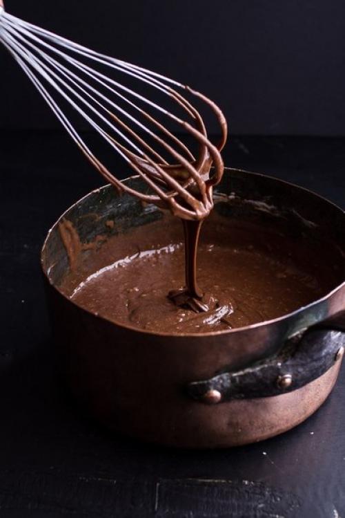 Шоколадный брауни с малиной. 01